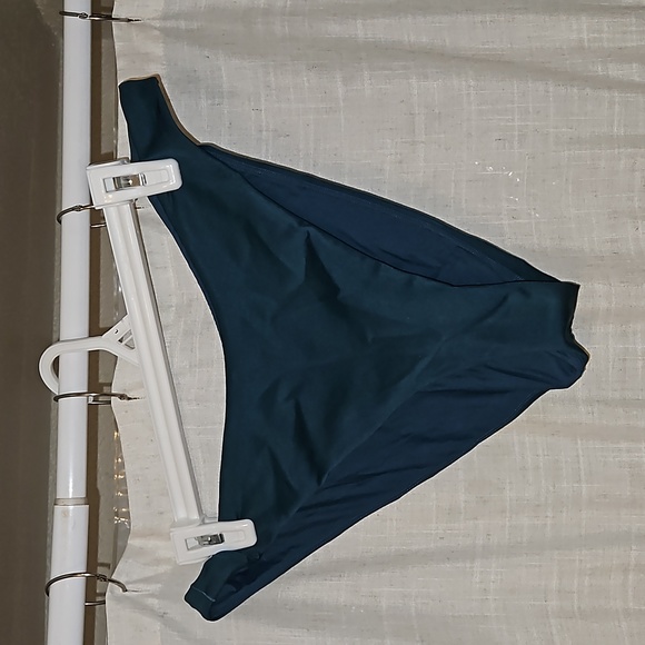 Left on Friday wear to bottom (Teal - XXL) - Picture 2 of 4